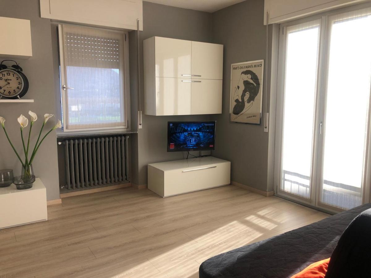 "La Bella Della Cappuccina" Casa Con Parcheggio Interno Gratuito Apartment Domodossola Luaran gambar